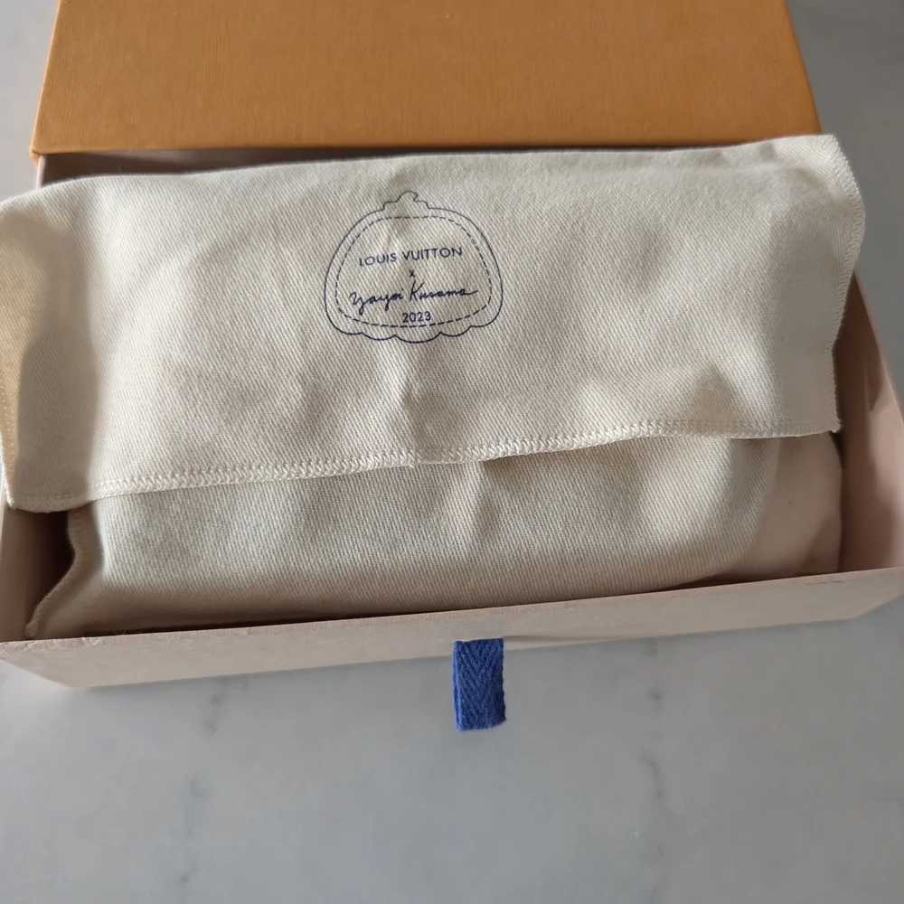 Louis Vuittonx Yayoi kusama Multicolor Wristlet Purse - Picture 8 of 8